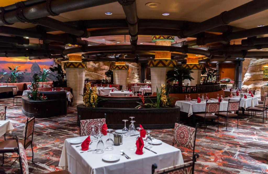 Fiesta Henderson Casino Hotel Exterior photo