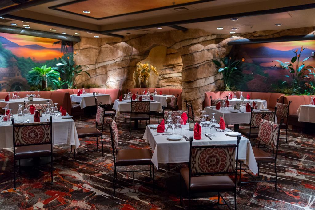 Fiesta Henderson Casino Hotel Exterior photo