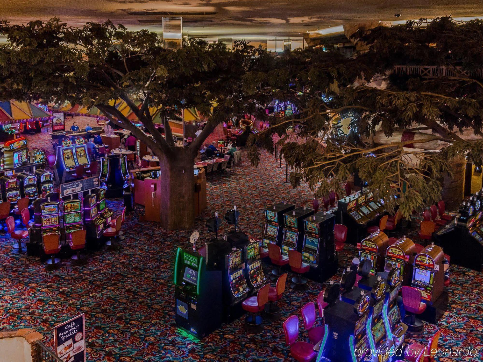 Fiesta Henderson Casino Hotel Exterior photo