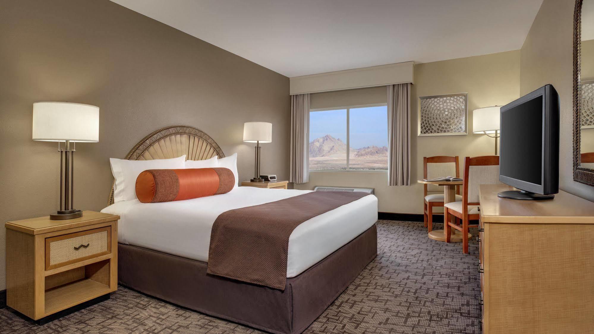 Fiesta Henderson Casino Hotel Exterior photo