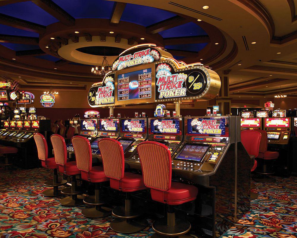 Fiesta Henderson Casino Hotel Exterior photo